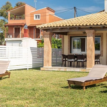 Terracotta Beach House Lefkimmi  Esterno foto