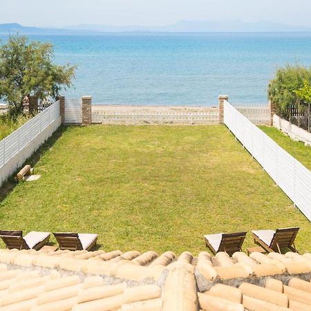 Terracotta Beach House Lefkimmi  Esterno foto